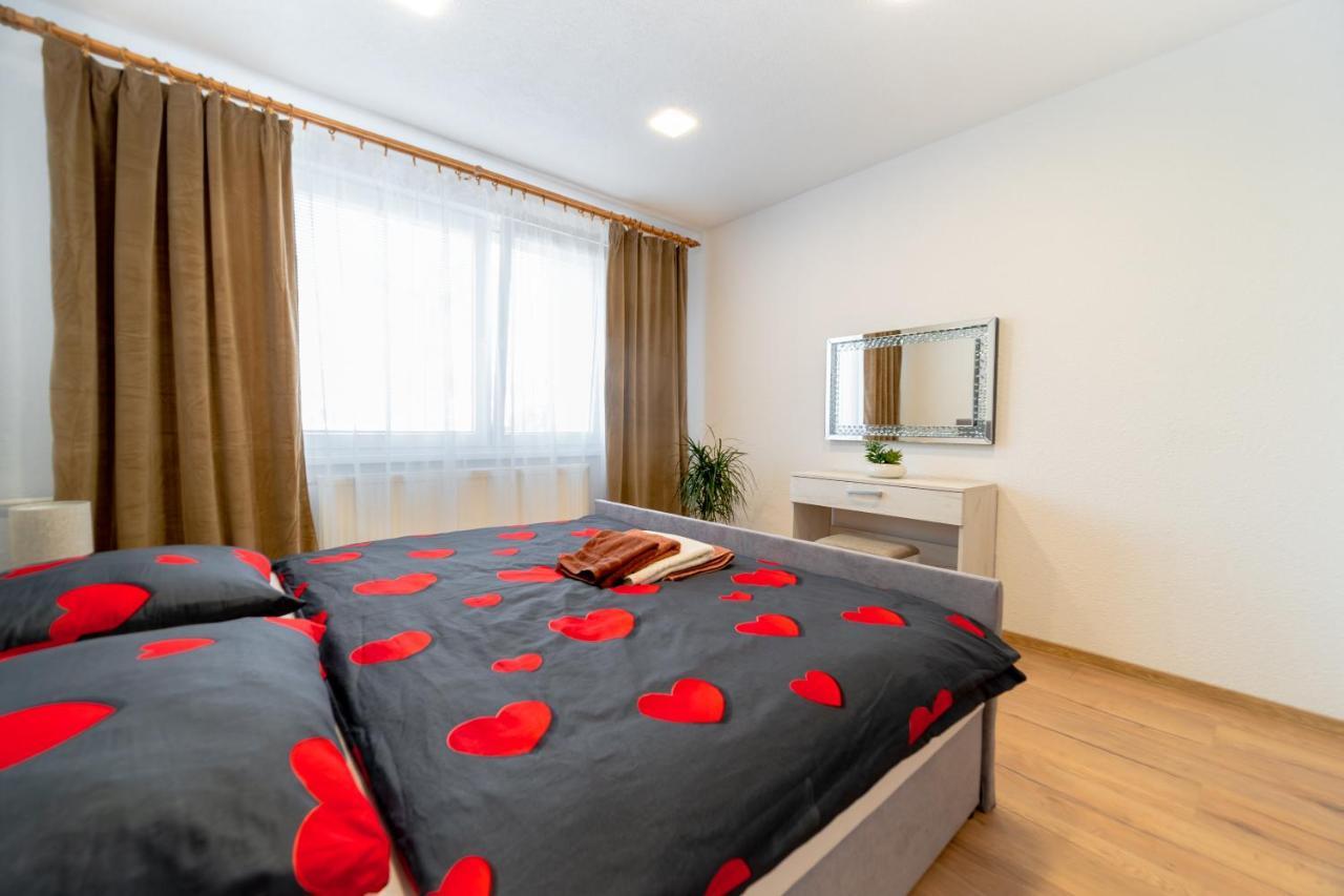 Apartman Discreet Kysucke Nove Mesto 外观 照片